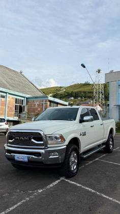 RAM 2500 6.7 LARAMIE 4X4 CD I6 TURBO DIESEL 4P AUTOMÁTICO